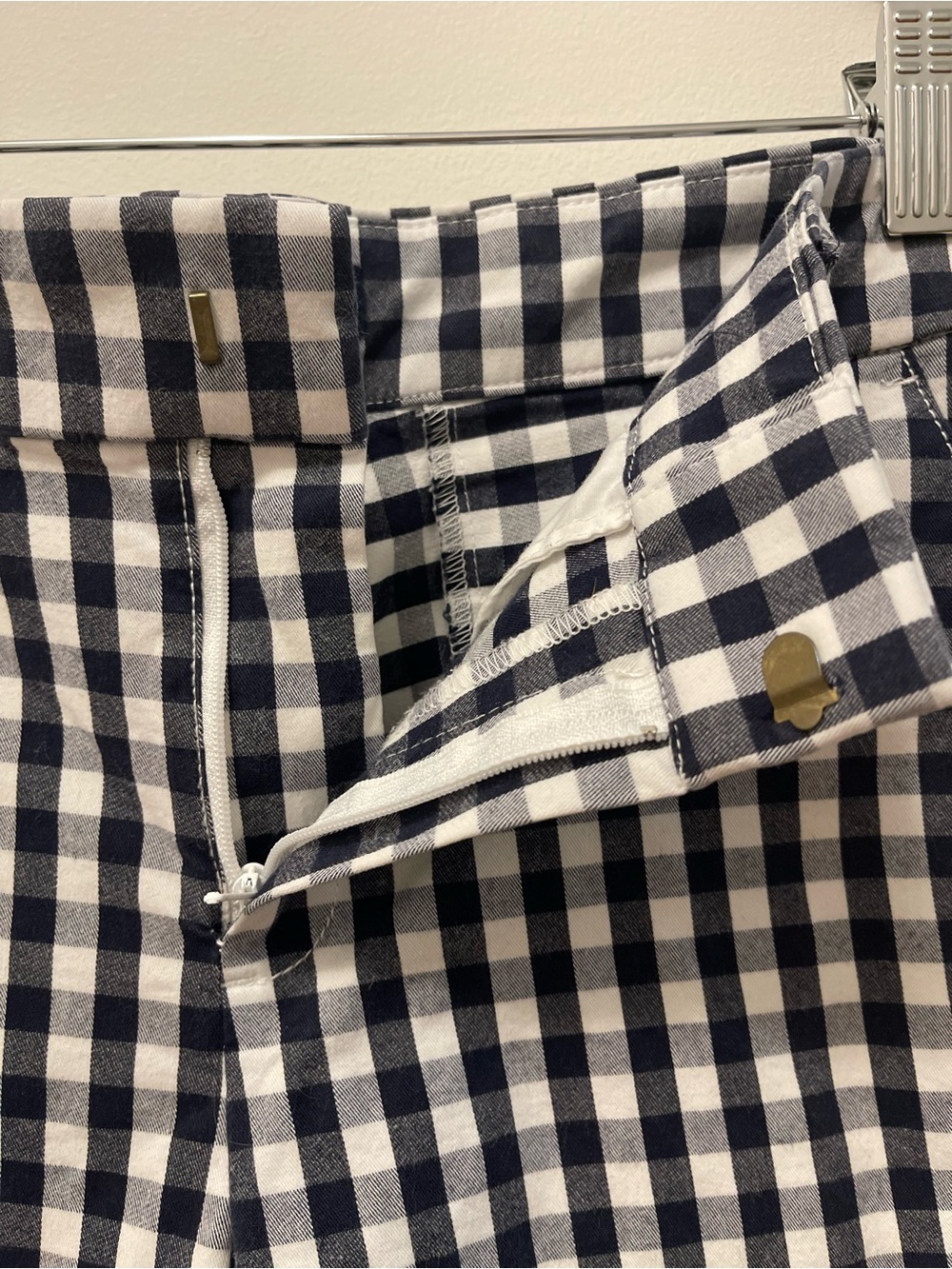 J Crew Women's Navy and White Gingham Shorts - Picture 4 of 8